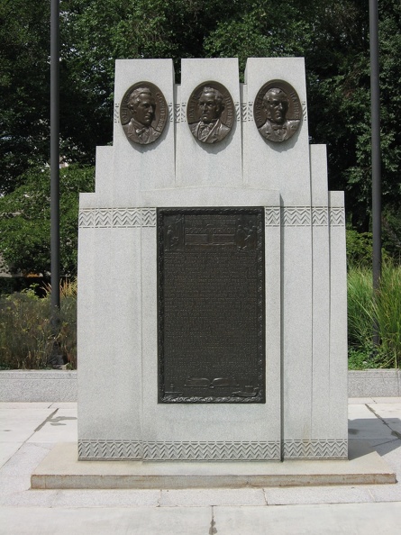 Three Witness Monument.JPG